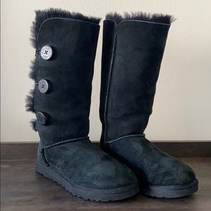 UGG Women’s Black Bailey Boots Tall 3 Button